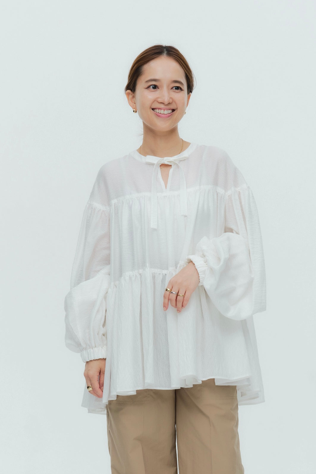 Wavy Sheer Tiered Blouse – yori / shirocon Global