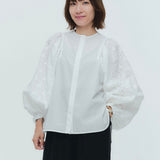 (yori) Mitsuba Puff Blouse