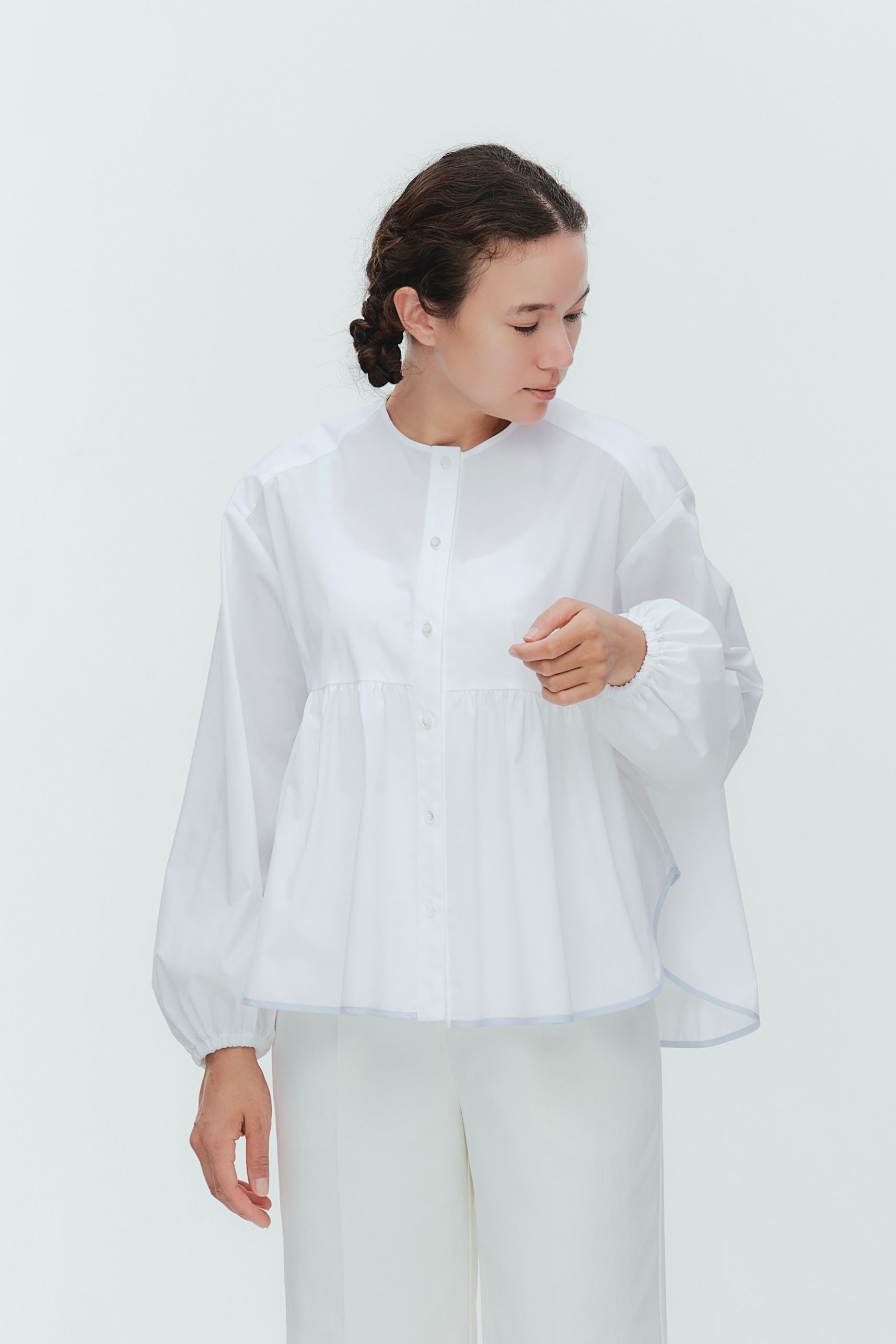 Tops / yori – yori / shirocon Global