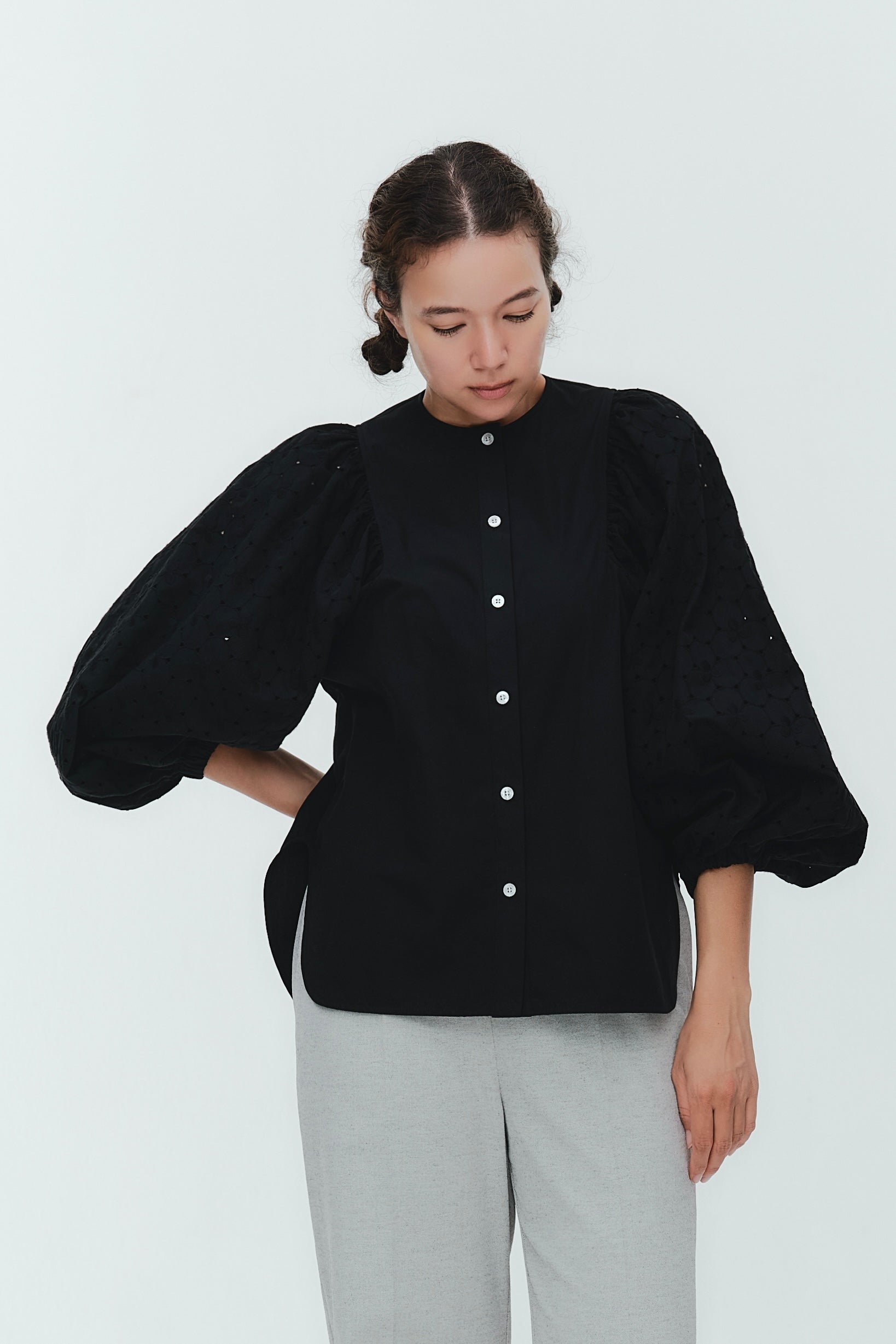 (yori) Mitsuba Puff Blouse