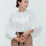 (yori) Mitsuba Puff Blouse