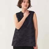 Ruffle Embroidery Blouse
