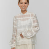 Mille-feuille Lace Blouse