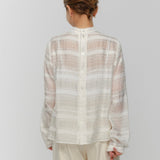 Mille-feuille Lace Blouse