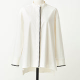 Scallop Embroidery Blouse