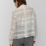 Mille-feuille Lace Blouse